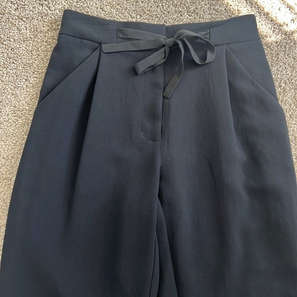 Aritzia Wilfred Trouser - Picture 2 of 4